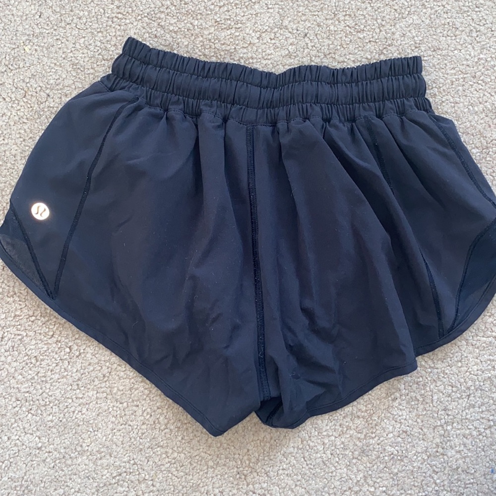 Perfect condition. LULULEMON hotty hot shorts. Size 2. 2.5. - Picture 2 of 4